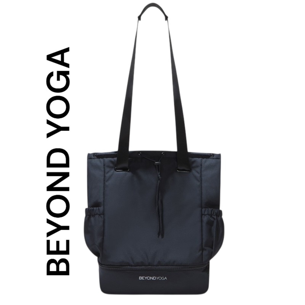 BEYOND YOGA Convertible Gym Bag